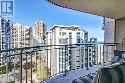 1018 - 2111 Lake Shore Boulevard W, Toronto, ON - Outdoor With Balcony With Exterior