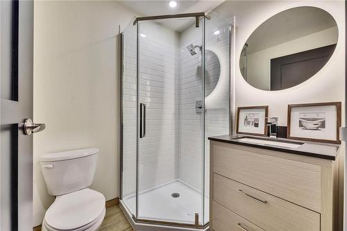 145 Columbia Street W|Unit #133, Waterloo, ON - Indoor Photo Showing Bathroom