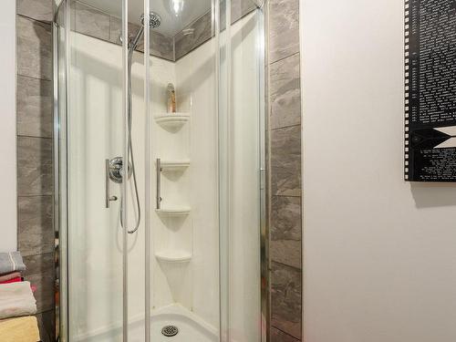 Salle de bains - 3139  - 3141 Rue Bouthillier, Carignan, QC - Indoor Photo Showing Bathroom