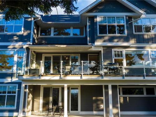 2162 Nicklaus Dr, Langford, BC - Outdoor With Facade