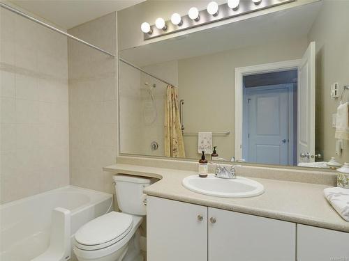 21-486 Royal Bay Dr, Colwood, BC - Indoor Photo Showing Bathroom