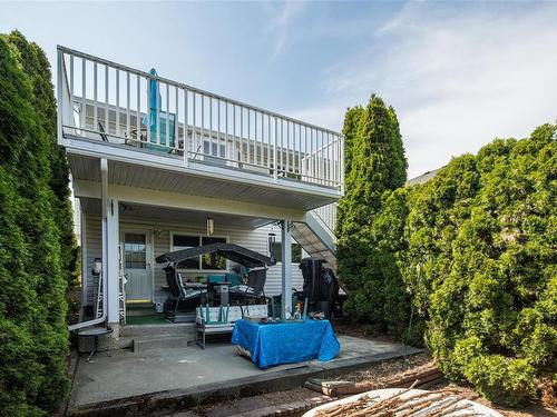 4225 Ponderosa Cres, Saanich, BC - Outdoor With Deck Patio Veranda