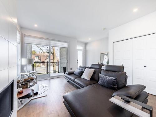 Salon - 102-154 Rue Jean-Talon, Saint-Jean-Sur-Richelieu, QC - Indoor Photo Showing Living Room