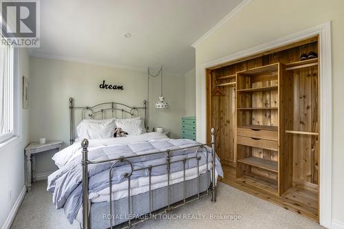 19 Pine Needles Drive, Tiny, ON - Indoor Photo Showing Bedroom