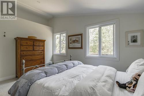 19 Pine Needles Drive, Tiny, ON - Indoor Photo Showing Bedroom
