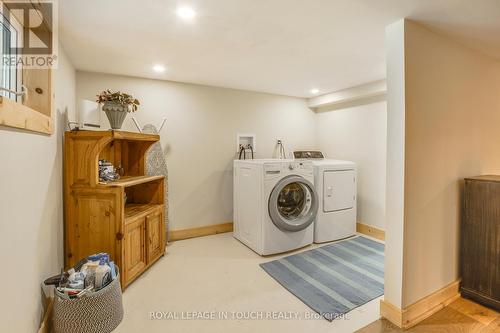 19 Pine Needles Drive, Tiny, ON - Indoor Photo Showing Laundry Room