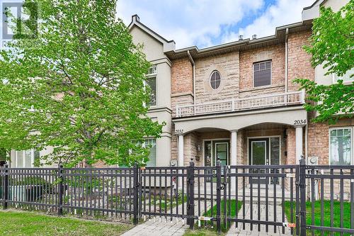 2032 Lakeshore Road W, Mississauga, ON - Outdoor With Deck Patio Veranda