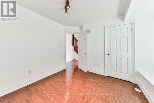 2032 Lakeshore Road W, Mississauga, ON - Indoor Photo Showing Other Room