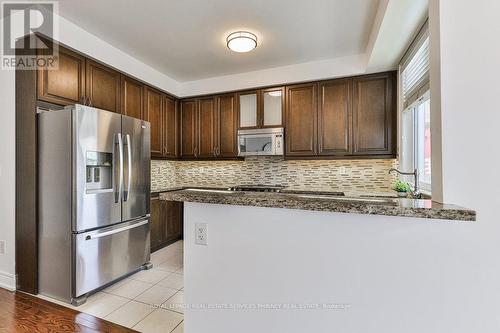 2032 Lakeshore Road W, Mississauga, ON - Indoor Photo Showing Kitchen