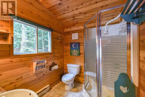 176 280, Georgian Bay, ON - Indoor Photo Showing Bathroom