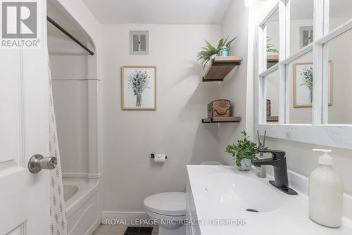 68 - 151 Linwell Road, St. Catharines, ON - Indoor Photo Showing Bathroom
