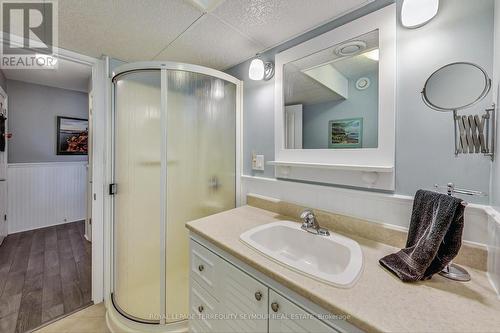 40 Belgrove Crescent, Tiny, ON - Indoor Photo Showing Bathroom