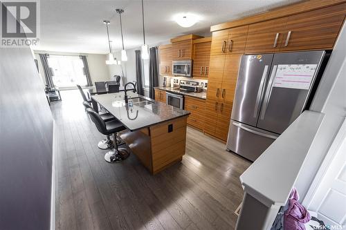 1105 Poley Street N, Regina, SK - Indoor Photo Showing Kitchen With Stainless Steel Kitchen With Upgraded Kitchen