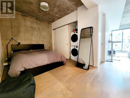 714 - 39 Brant Street, Toronto, ON - Indoor Photo Showing Bedroom