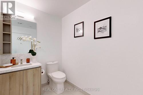 2616 - 319 Jarvis Street, Toronto, ON - Indoor Photo Showing Bathroom