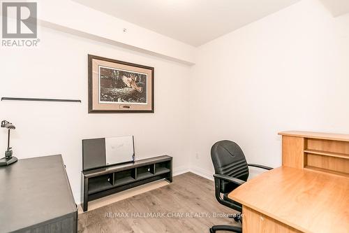 205 - 299 Cundles Road E, Barrie, ON - Indoor Photo Showing Office