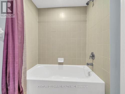 618 Bessborough Drive, Milton, ON - Indoor Photo Showing Bathroom