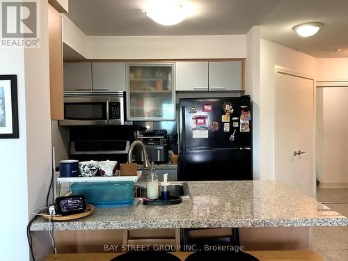 2108 - 18 Harrison Garden Boulevard, Toronto, ON - Indoor Photo Showing Kitchen With Upgraded Kitchen