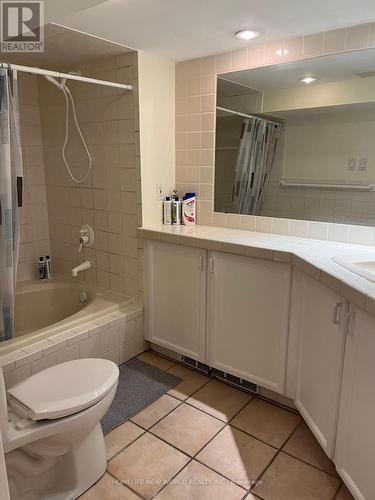 49 Beath Street, Toronto, ON - Indoor Photo Showing Bathroom