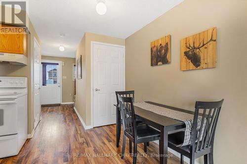 125 Courtney Crescent, Barrie, ON - Indoor Photo Showing Dining Room