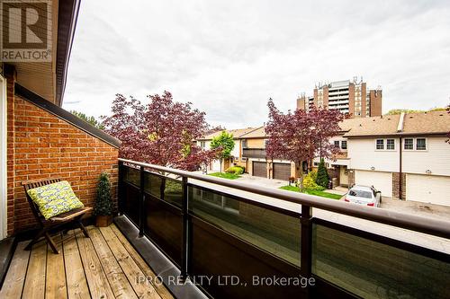 26 - 2120 Rathburn Road E, Mississauga, ON - Outdoor With Exterior