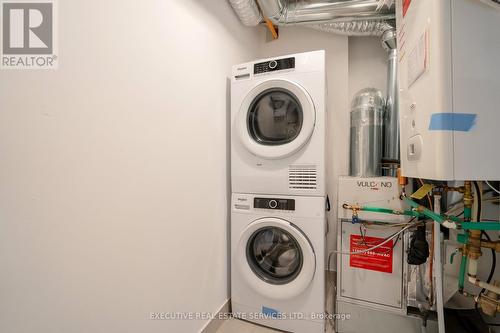8 - 195 Veterans Drive, Brampton, ON - Indoor Photo Showing Laundry Room