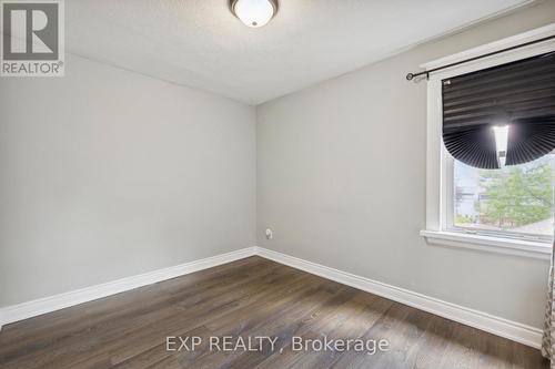 136 Cameron Avenue E, Hamilton, ON - Indoor Photo Showing Other Room