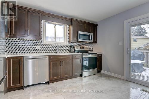 26 Ashton Road, Newmarket, ON - Indoor Photo Showing Kitchen With Stainless Steel Kitchen