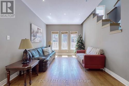 15 Brooksmill Lane, Markham, ON - Indoor Photo Showing Living Room