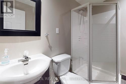 15 Brooksmill Lane, Markham, ON - Indoor Photo Showing Bathroom