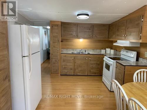 11 Stoney Road, Tiny (Lafontaine), ON - Indoor Photo Showing Kitchen