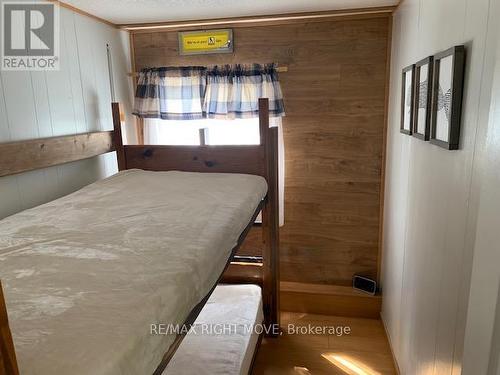 11 Stoney Road, Tiny (Lafontaine), ON - Indoor Photo Showing Bedroom