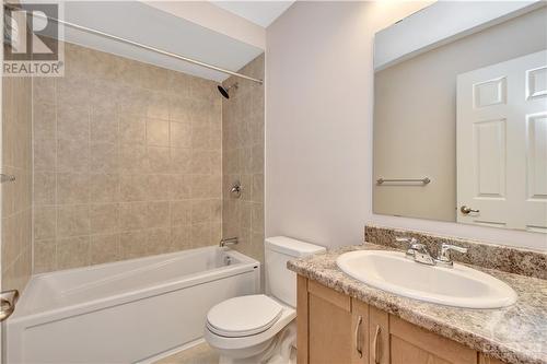 144 Walleye Private, Ottawa, ON - Indoor Photo Showing Bathroom