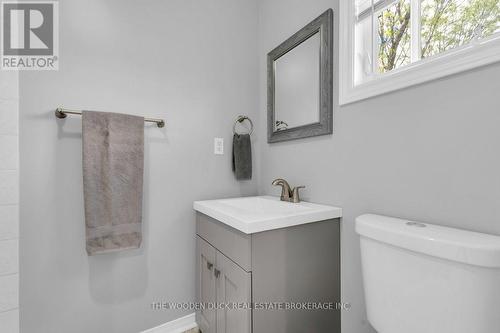 12 - 9 Progress Avenue, Belleville, ON - Indoor Photo Showing Bathroom