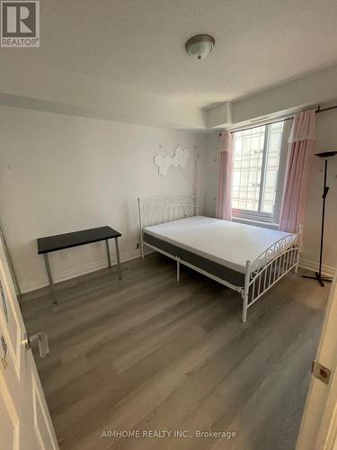 2209 - 35 Balmuto Street, Toronto, ON - Indoor Photo Showing Bedroom