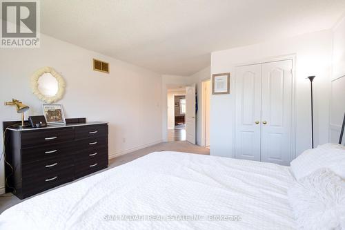 5465 Shorecrest Crescent, Mississauga, ON - Indoor Photo Showing Bedroom