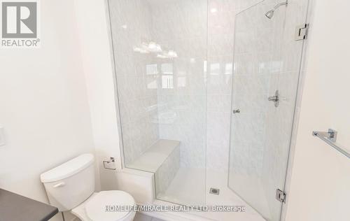 39 Bushwood Trail, Brampton, ON - Indoor Photo Showing Bathroom
