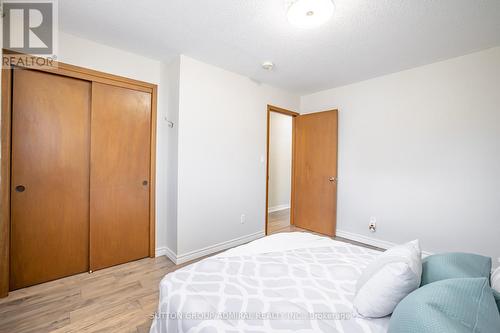 60 Pearce Avenue E, St. Catharines, ON - Indoor Photo Showing Bedroom