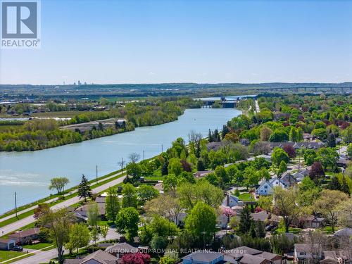 60 Pearce Avenue E, St. Catharines, ON - Outdoor With Body Of Water With View