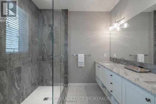 1257 Eagletrace Drive, London, ON - Indoor Photo Showing Bathroom