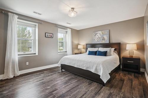 25 Orchard Parkway, Grimsby, ON - Indoor Photo Showing Other Room