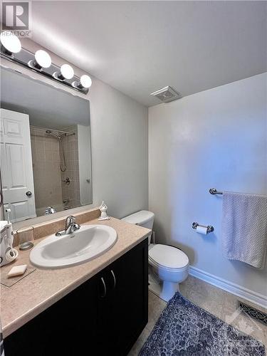 630 Lakeridge Drive, Ottawa, ON - Indoor Photo Showing Bathroom