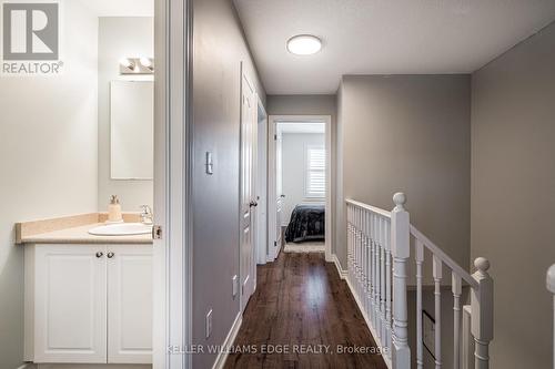 18 Browview Drive, Hamilton, ON - Indoor Photo Showing Other Room