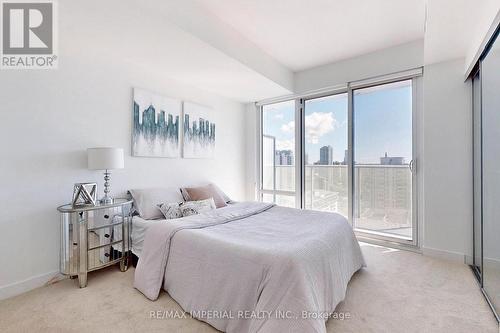 2409 - 501 Yonge Street, Toronto, ON - Indoor Photo Showing Bedroom