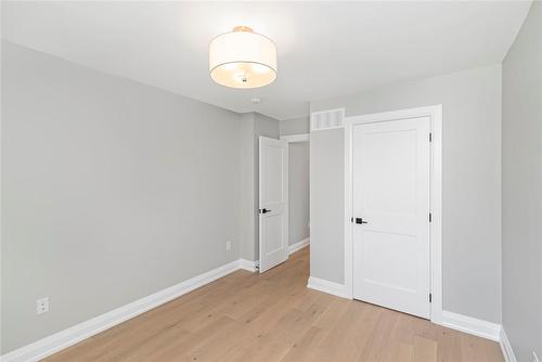 343 Lakewood Avenue, Fort Erie, ON - Indoor Photo Showing Other Room