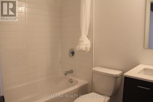 318 - 2100 Bridletowne Circle, Toronto, ON - Indoor Photo Showing Bathroom