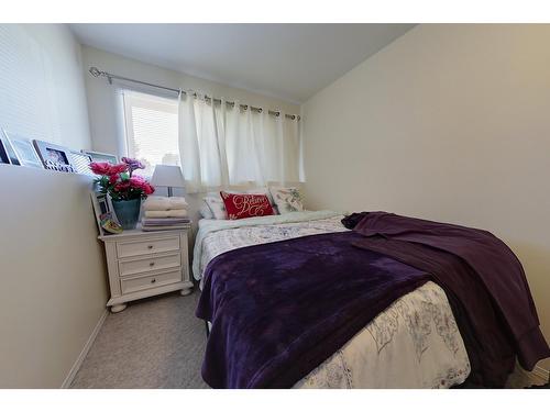 3 - 2504 12Th Street N, Cranbrook, BC - Indoor Photo Showing Bedroom