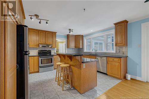 11 Pleasant Avenue, Quispamsis, NB - Indoor Photo Showing Kitchen