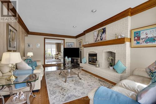 19 Thirlmere Road, London, ON - Indoor Photo Showing Living Room With Fireplace