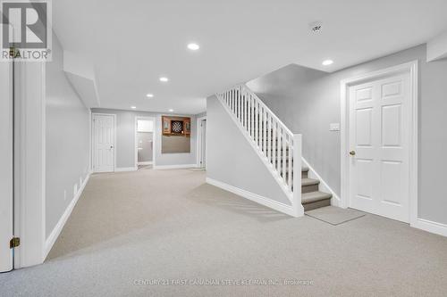 19 Thirlmere Road, London, ON - Indoor Photo Showing Other Room
